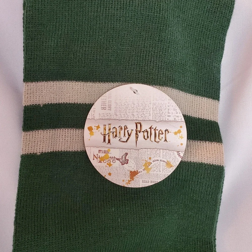 Harry Potter Slytherin‎ Scarf green / grey striped with patch New With Tags